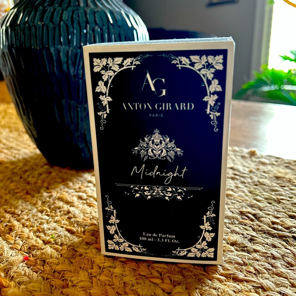 Axton Girard Midnight Eau De Parfum Spray for Women